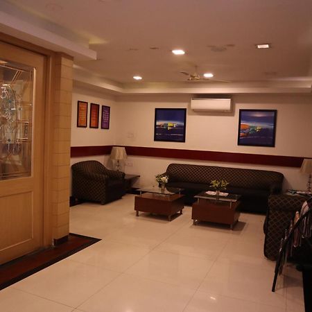 Sri Sai Ram Suites Bangalore Luaran gambar
