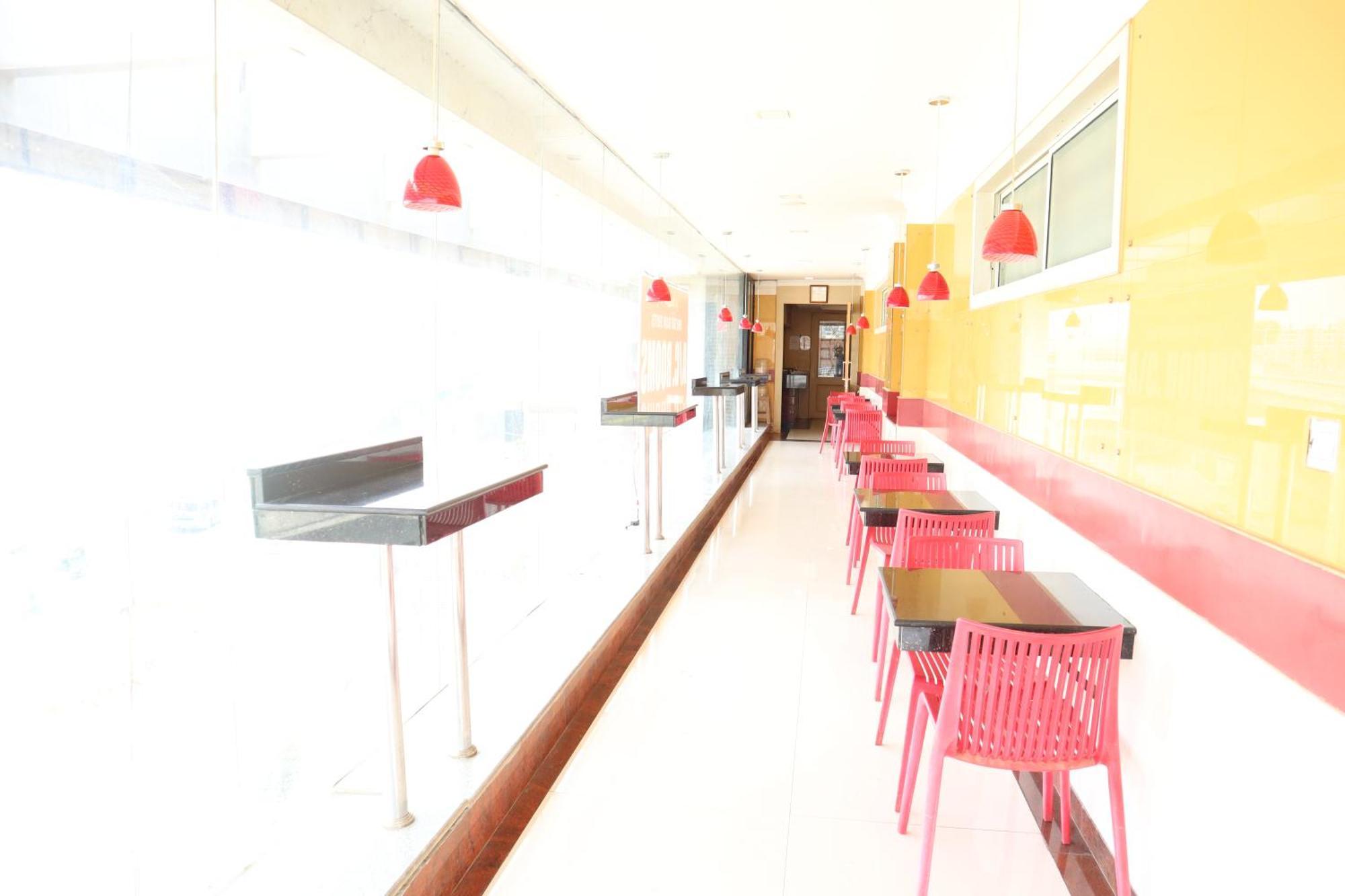 Sri Sai Ram Suites Bangalore Luaran gambar