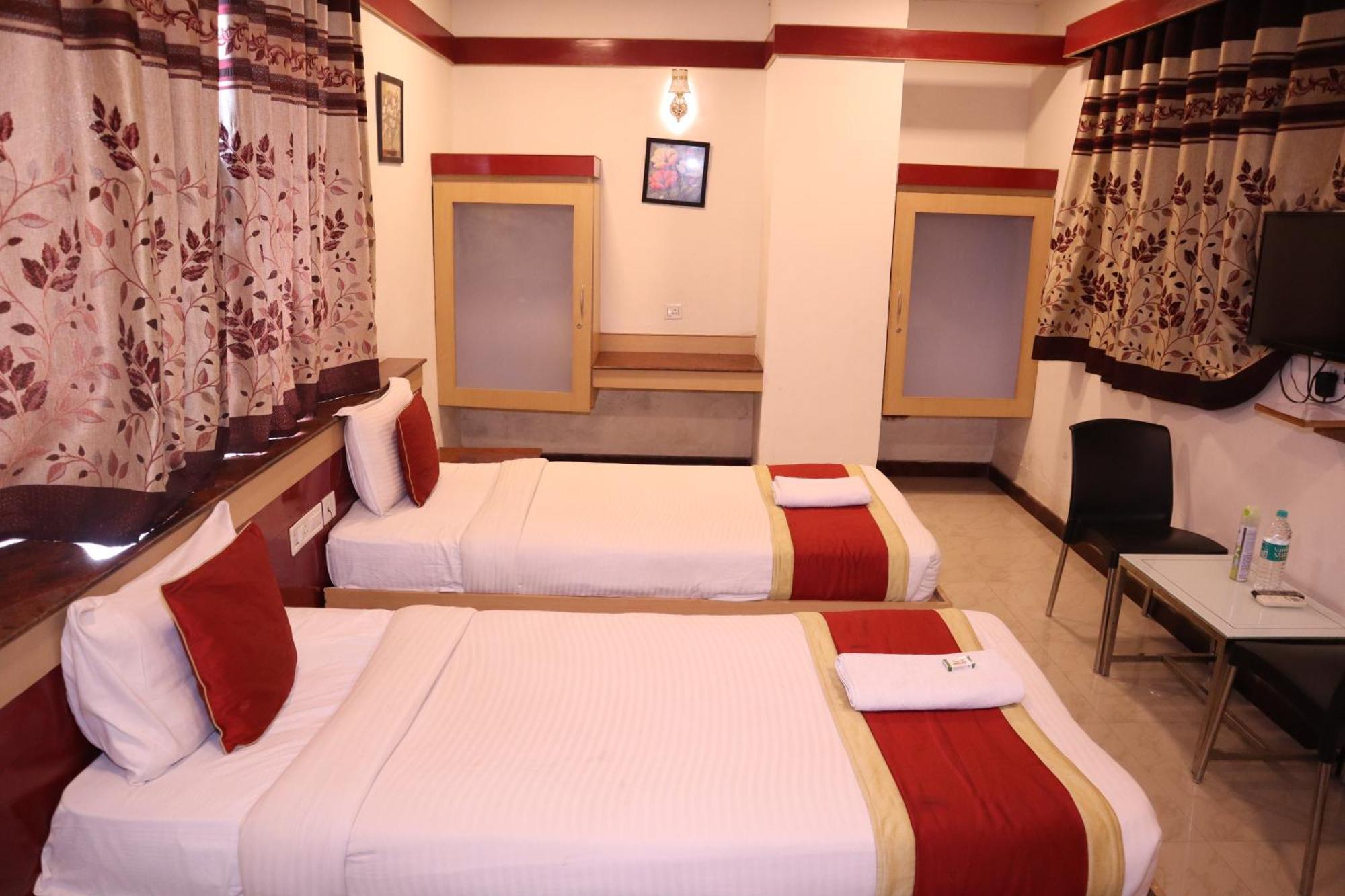 Sri Sai Ram Suites Bangalore Luaran gambar
